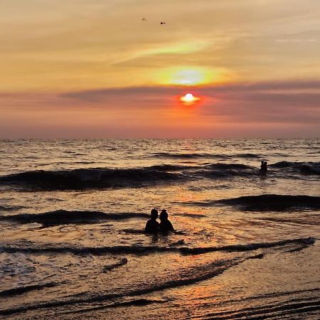 Posada Playa Linda Икстапа Экстерьер фото